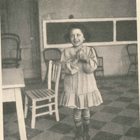 Lettura interpretata: «Dette in una risata e battè le mani» [primi anni Dieci] - M. Montessori, <i>L'autoeducazione nelle scuole elementari</i>, Roma, E. Loescher & C. - P. Maglione e Strini, 1916.$$$148