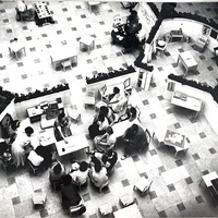 [Aula modello Montessori allestita durante il Congresso Internazionale Montessori sul tema <em>La formazione dell’uomo nella ricostruzione mondiale</em>, Villa Ormond San Remo, 22-29 agosto 1949] - Archivio ONM.$$$505