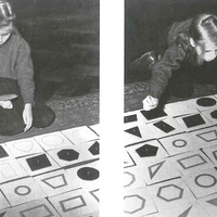 Psicogeometria The girl in one of the Children's Houses in Berlin has spread out the form cards and is placing an inset from the geometry cabinet onto the corresponding printed figure. Photographs from 1959 - T. Müller, R. Schneider, <em>Lehrmaterialien 1913-1935. Möbel und Architektur. Techning Meterials 1913-1935. Furniture and Architecture</em>, München, Prestel Verlag, 2002, p.97$$$462